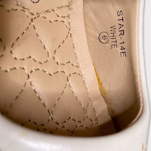 Bella MARIE | Baby Girl Flats - Picture 4 of 7